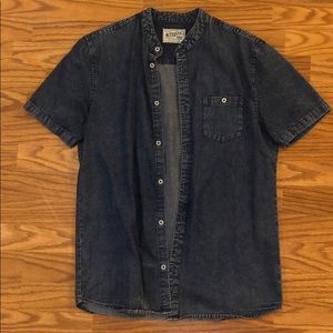 Cotton on men’s button down short sleeve shirt.